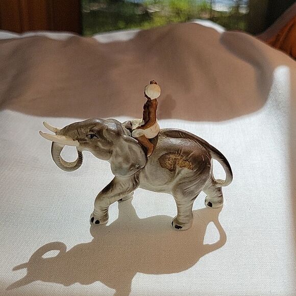BONE CHINA INDIAN ELEPHANT AND RIDER - Picture 9 of 9
